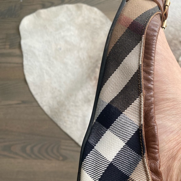 Burberry ballet flats in brand new like condition 7.5 7 - Picture 10 of 12